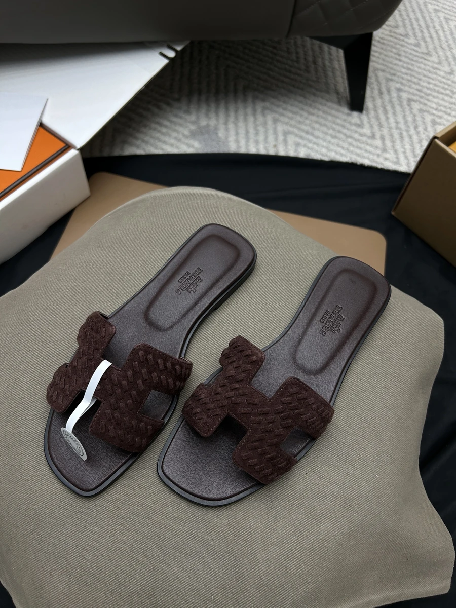 img 002 114.webp img 002 114.webp