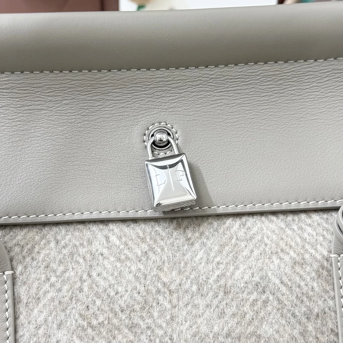 img 008 18.webp img 008 18.webp