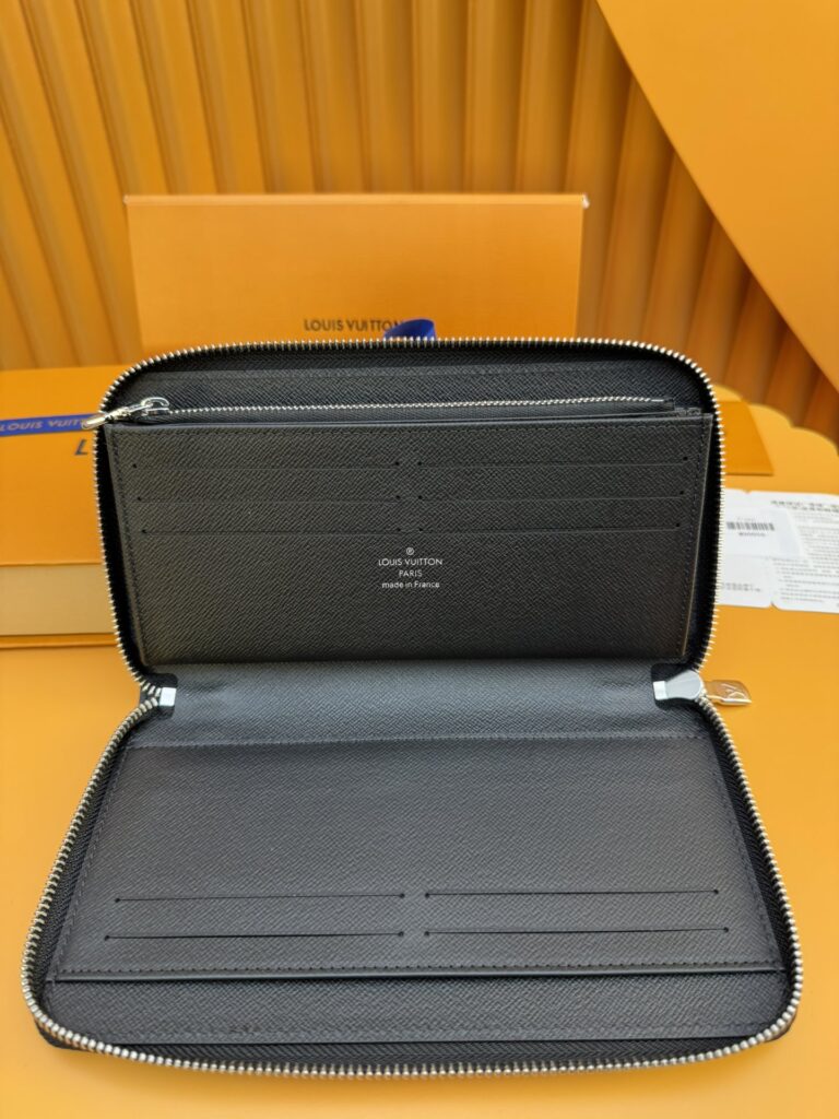 Zippy Horizontal Wallet Black — Semelle & signature