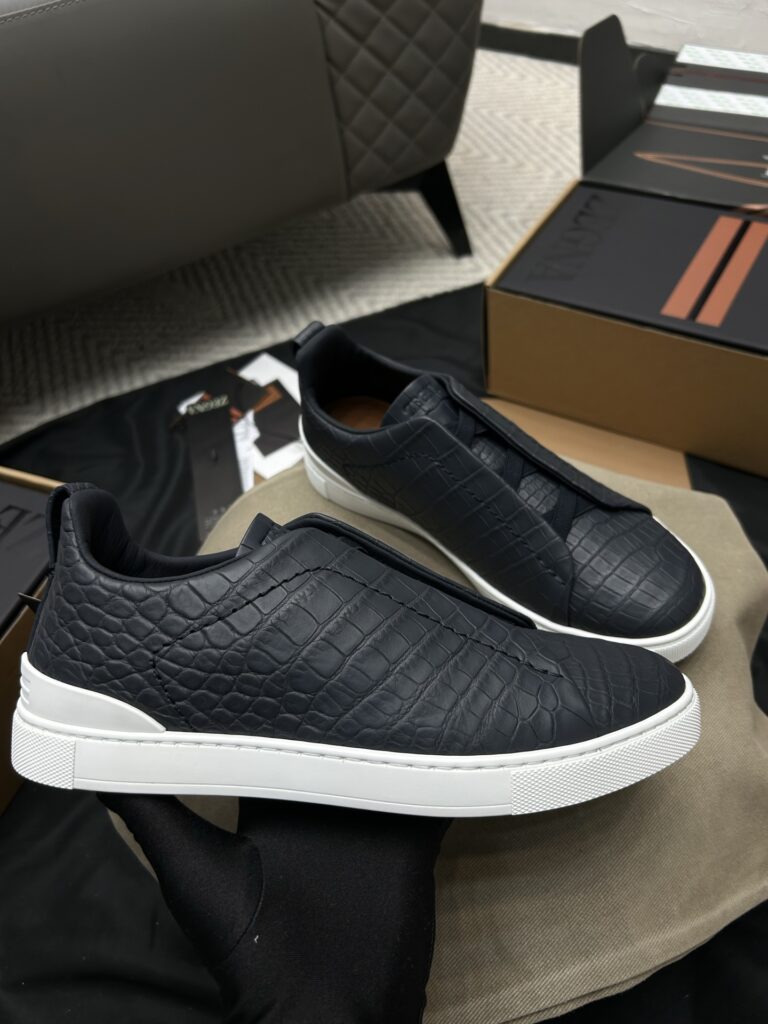 Triple Stitch SecondSkin Black — Détail
