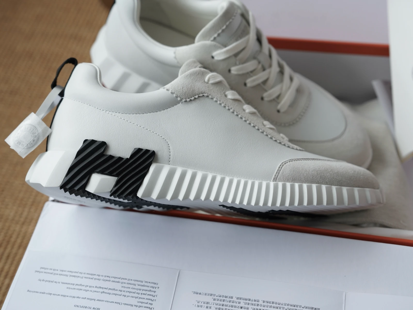 hermès bouncing white