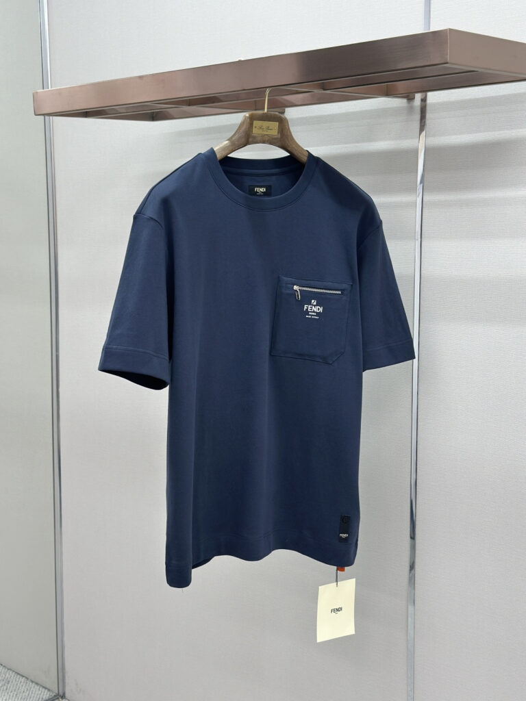 T-shirt with Zipped Pocket Blue Blue — Détail