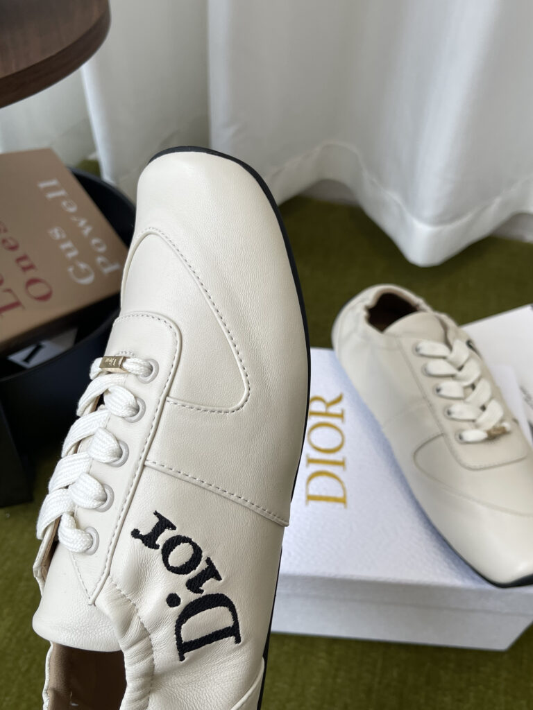 Coeur Sneaker Ecru — 