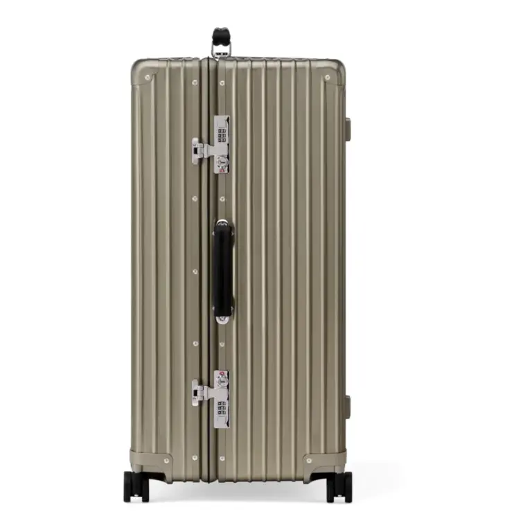 Classic Trunk Plus Titanium — 3/4 arrière