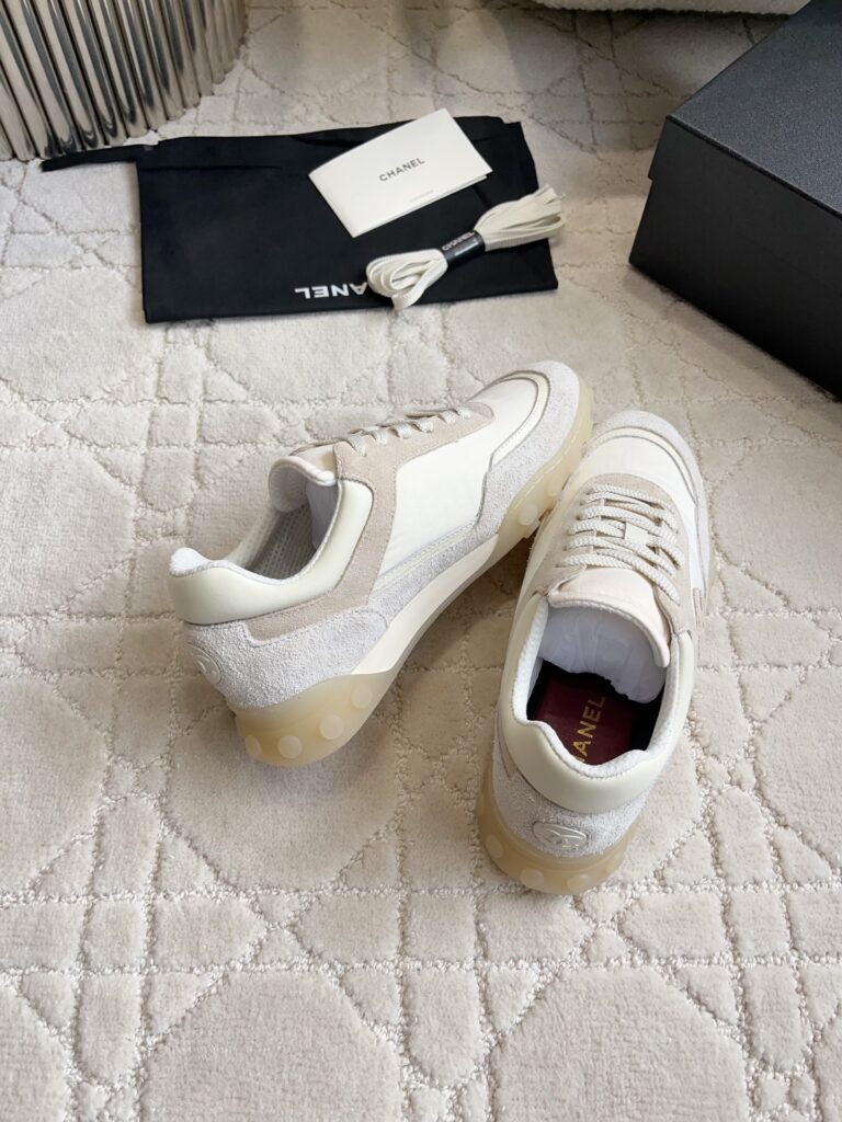 Trainers Ivory — 