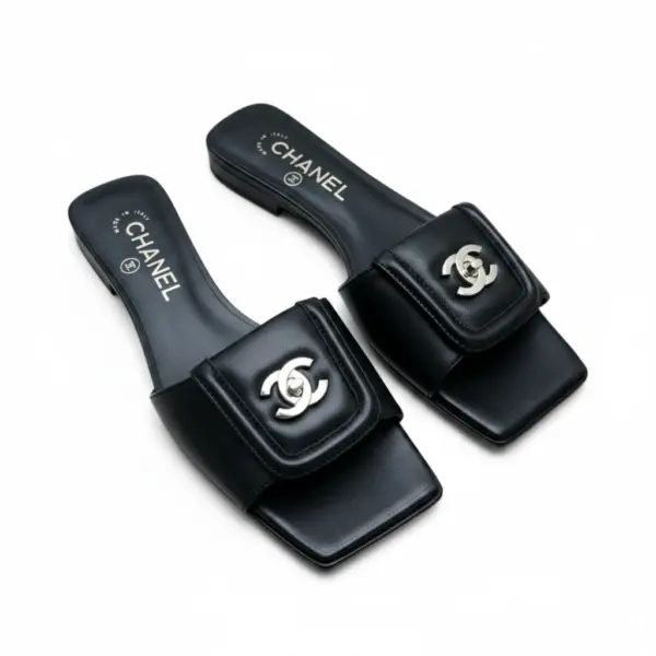 chanel turnlock cc flap mule black