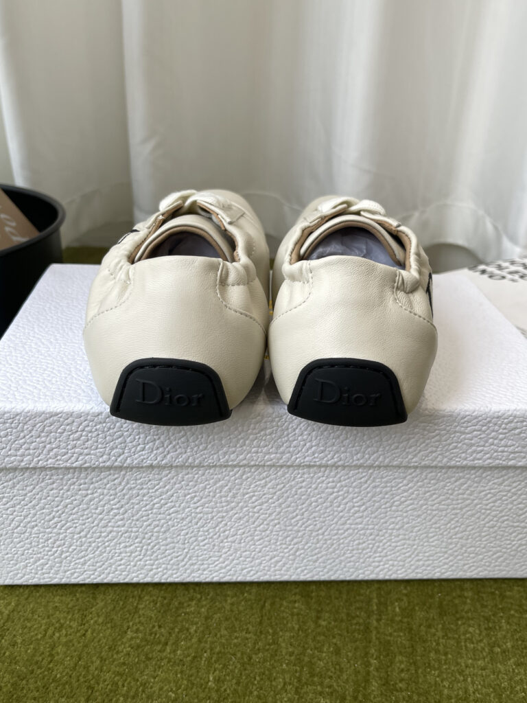 Coeur Sneaker Ecru — 